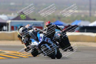 media/Oct-09-2022-SoCal Trackdays (Sun) [[95640aeeb6]]/Turn 2 (1110am)/